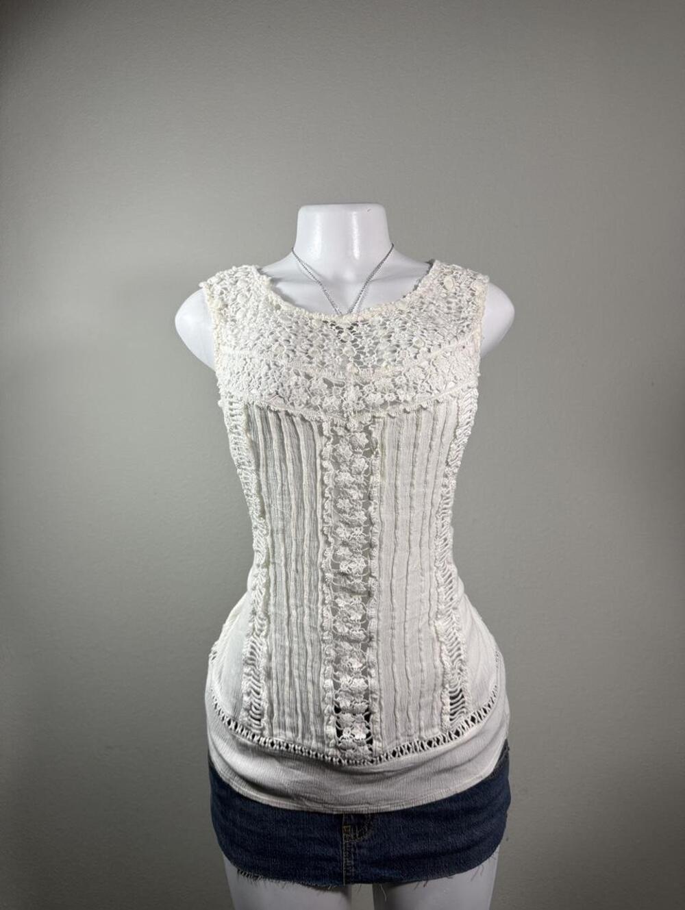 Solitaire Swim Ivory Crochet Lace Sleeveless Cover-Up Top - Picture 1 of 2